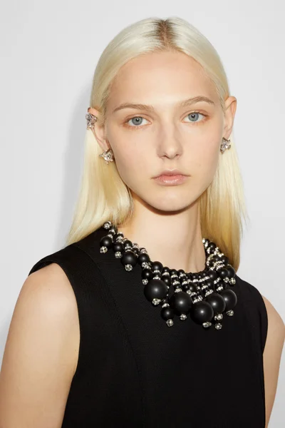 Look 5